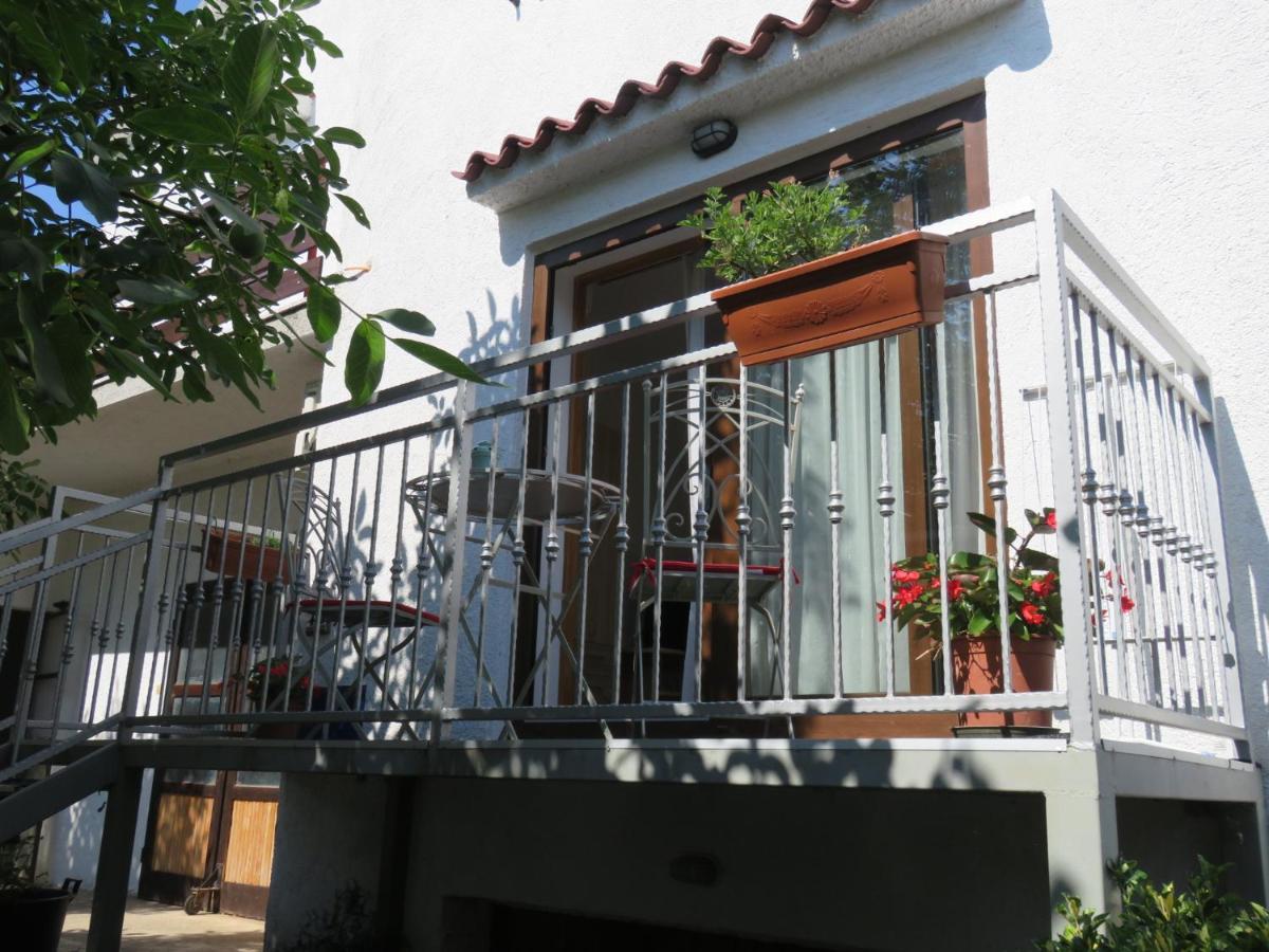 Studio Apartment Meden Pomer Exterior foto