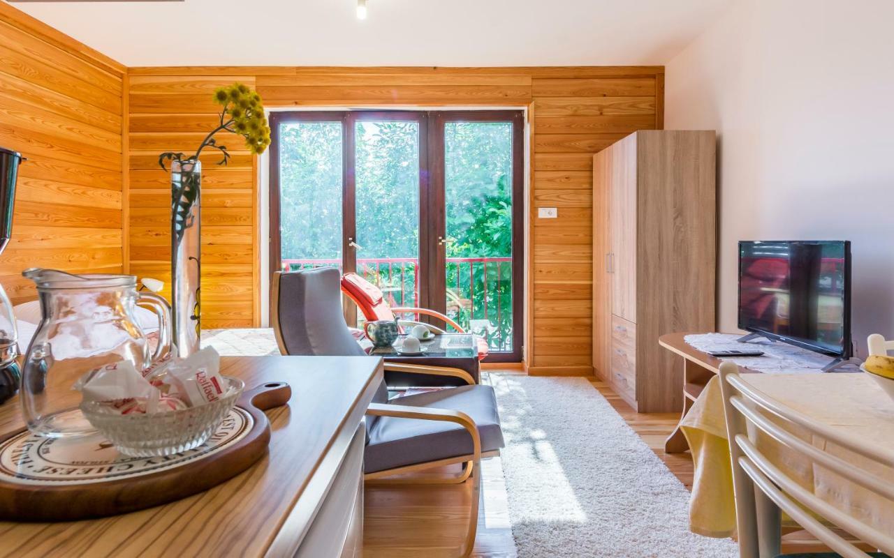 Studio Apartment Meden Pomer Exterior foto